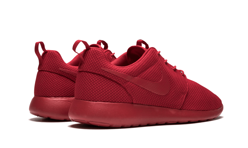 nike roshe one varsity red