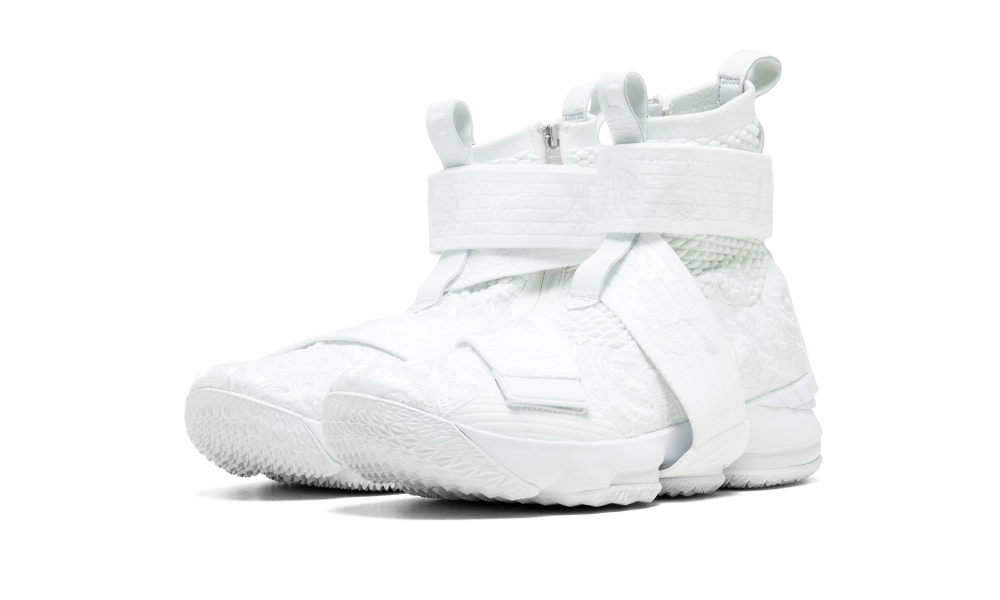 lebron 15 lif