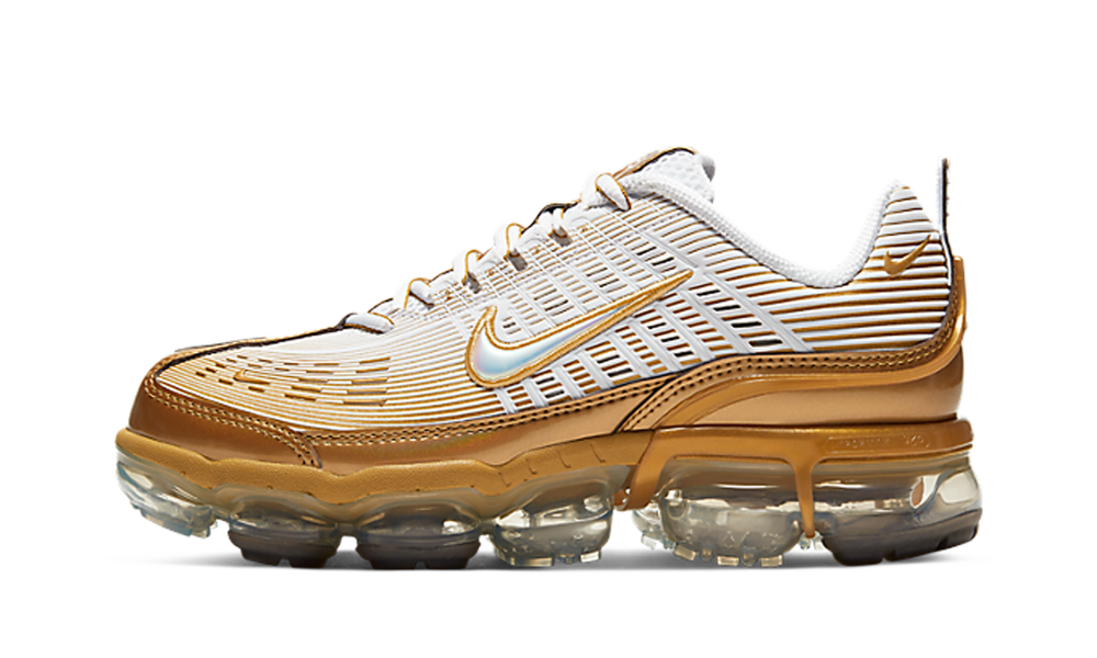 white and gold vapormax 360