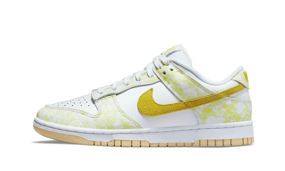 dunk yellow strike